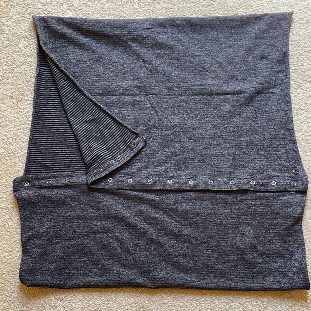 Lululemon scarf